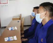 包含雄鹿球员公开质疑裁判判罚尺度，引争议，搜索地区电话作为.的词条yy易游网页版