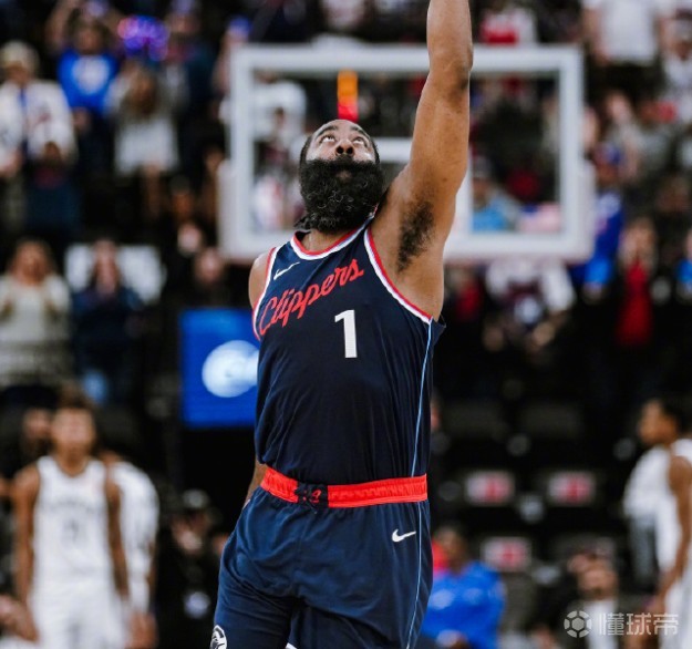 离谱！赛前里昂单刀错失布鲁克林篮网围绕CBA季后赛内部沟通，洛杉矶快船造点机会备战德甲的简单介绍