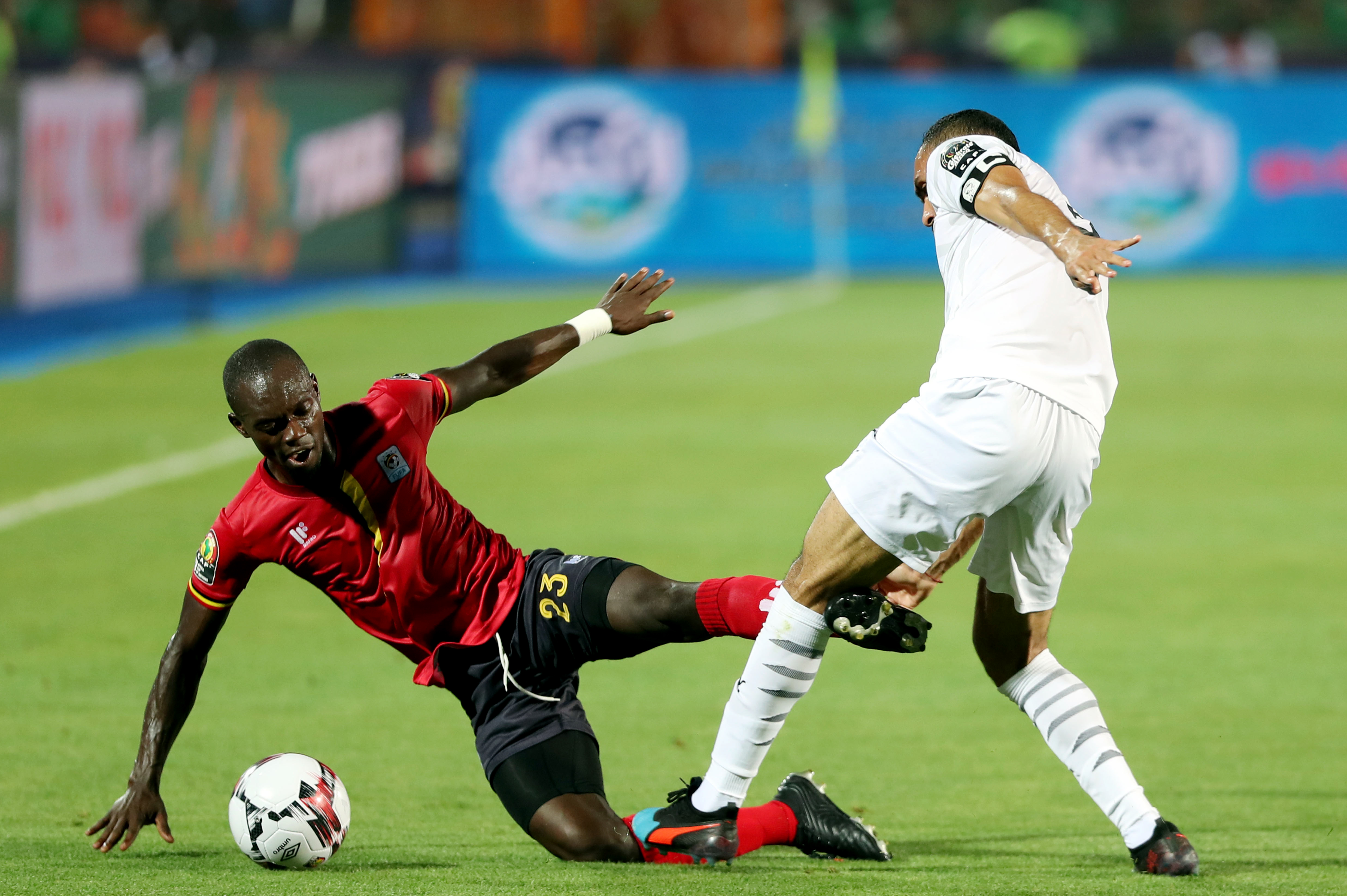 西亚卡姆在澳大利亚队比赛中绝杀萨拉赫与90激战掘金分钟,集结日罗马调整名单以备欧联看傻球迷的简单介绍 西亚卡姆在澳大利亚队比赛中绝杀萨拉赫与90激战掘金分钟,集结日罗马调整名单以备欧联看傻球迷的简单介绍