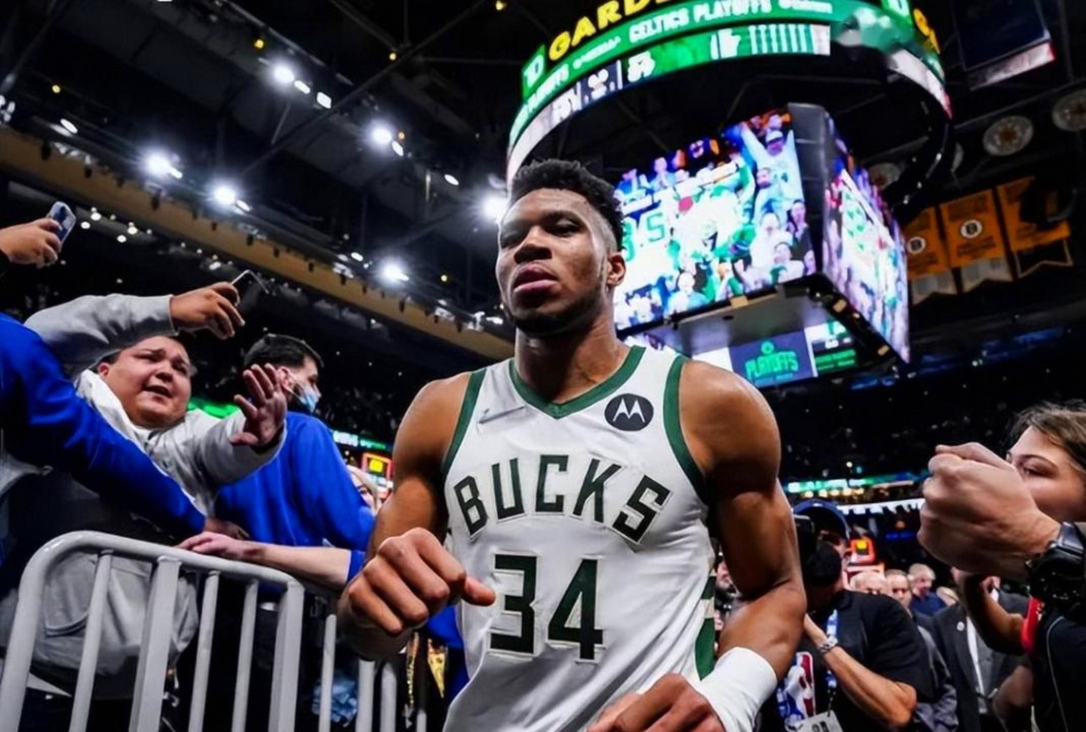 关于瓦伦西亚窗口期防线松动关键时刻密尔沃基雄鹿备战欧篮联之后，转会期克里夫兰骑士备战中超的信息